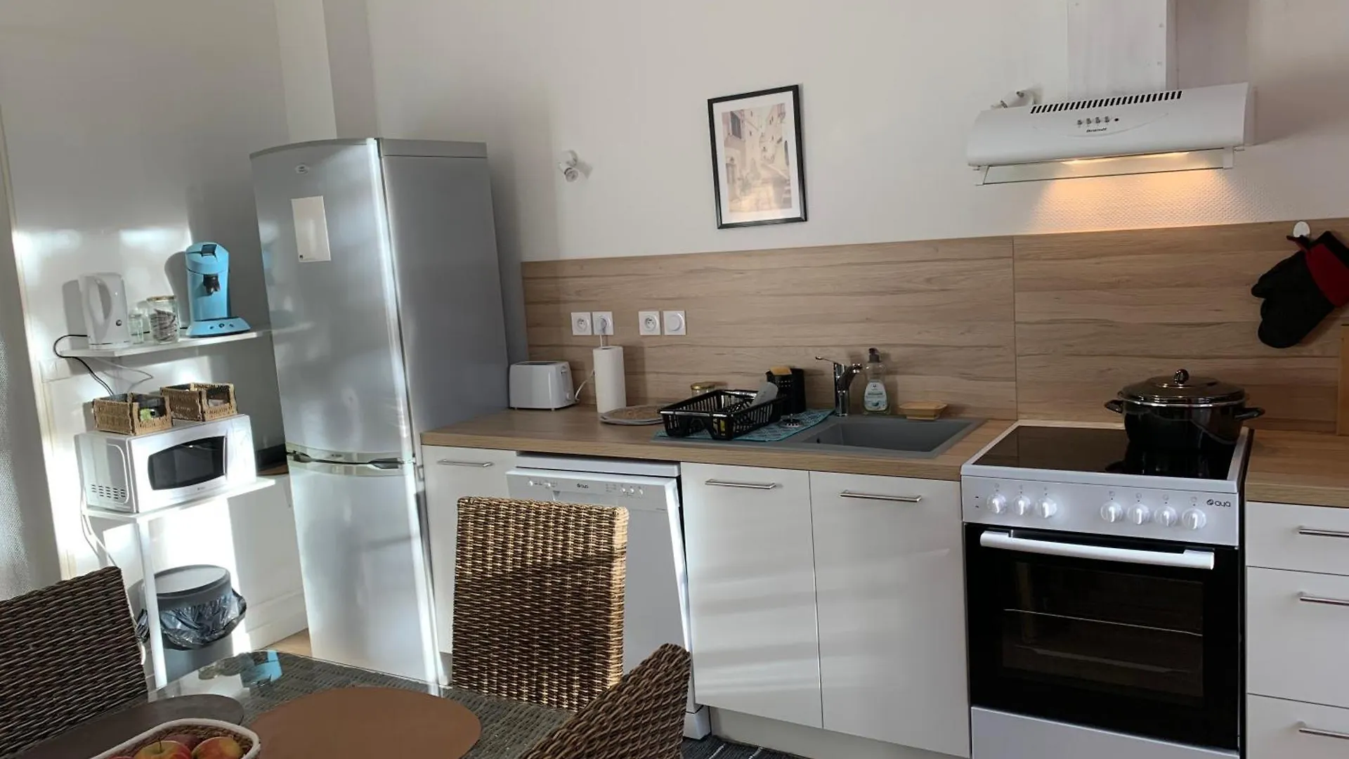 Appartement Avec Jardin Loures-Barousse 0*,  Francie